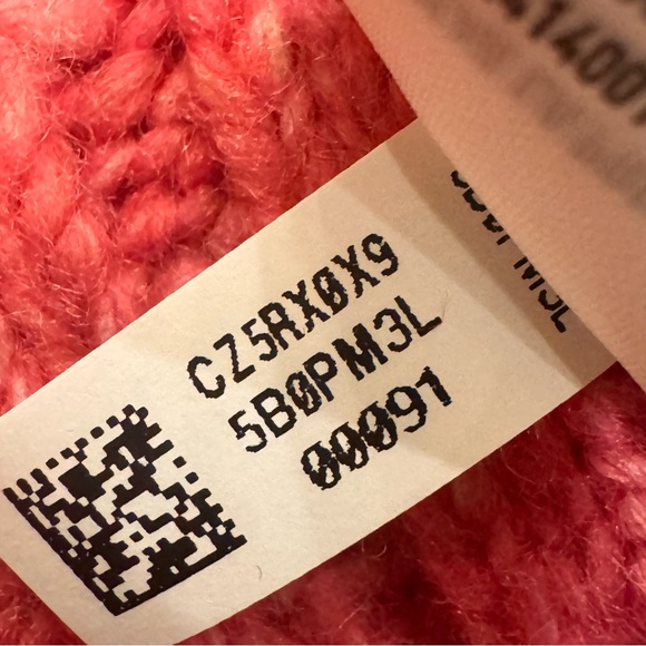 American Eagle Outfitters Pink V-Neck Sweater Size Medium Oversized Cozy Chunky - Picture 6 of 8